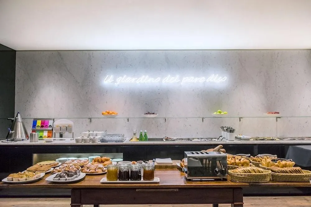 Nh Collection Prague Hotel