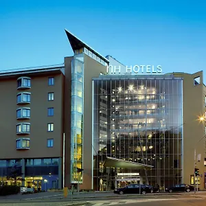 Отель Nh